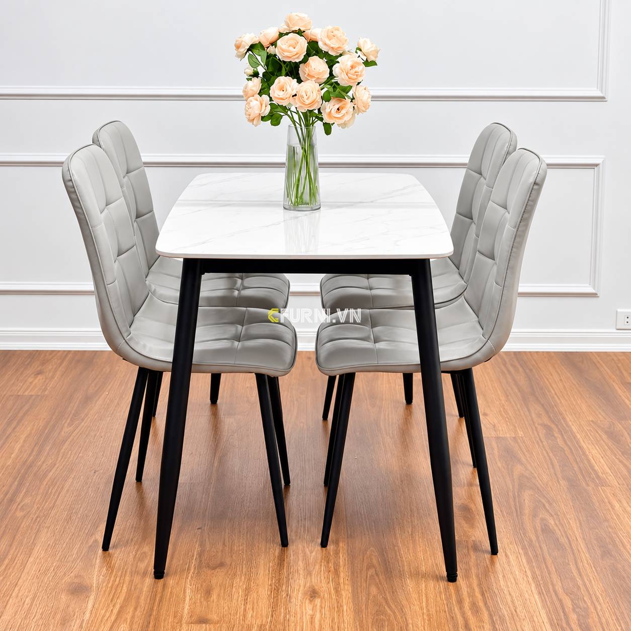 Bàn Ăn LYSAY