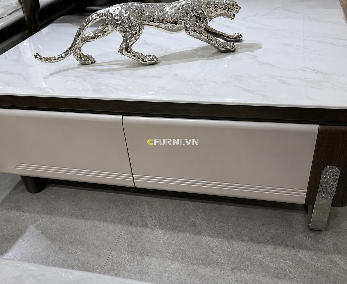 Bàn sofa TACHI
